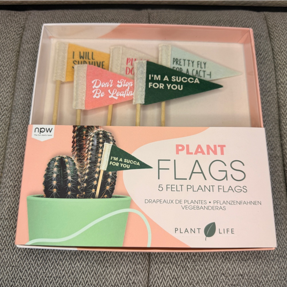 Plant Flags — Plant Life - Picture 5 of 14